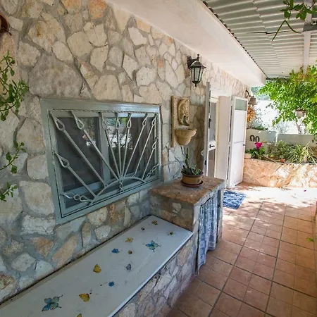 Trullo Mariposa Vila