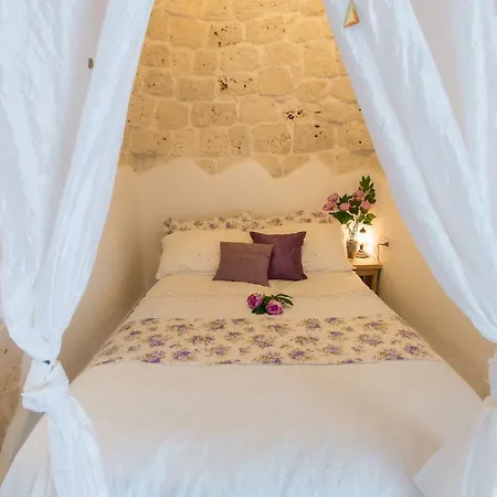 Trullo Mariposa Vila *